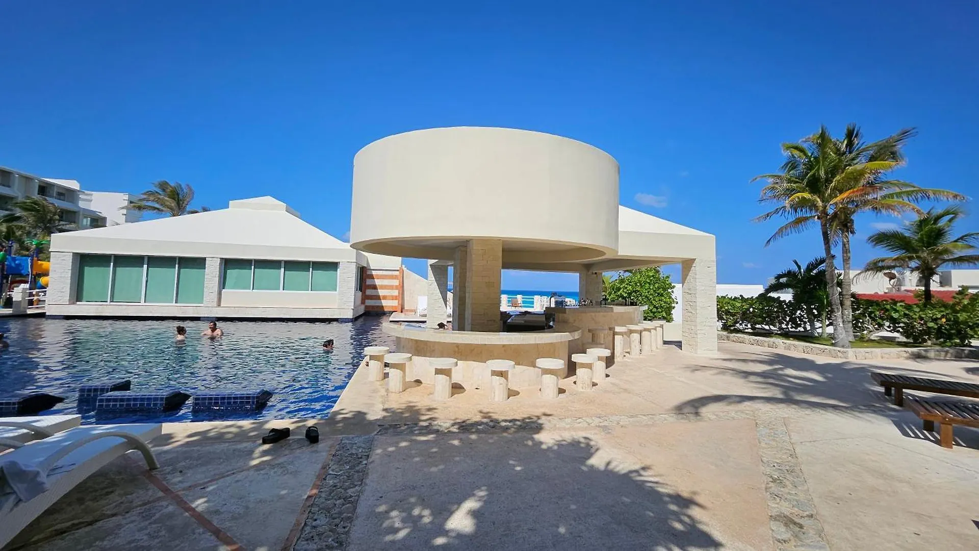 Front Beach Studio Cancún 0*,  Mexiko