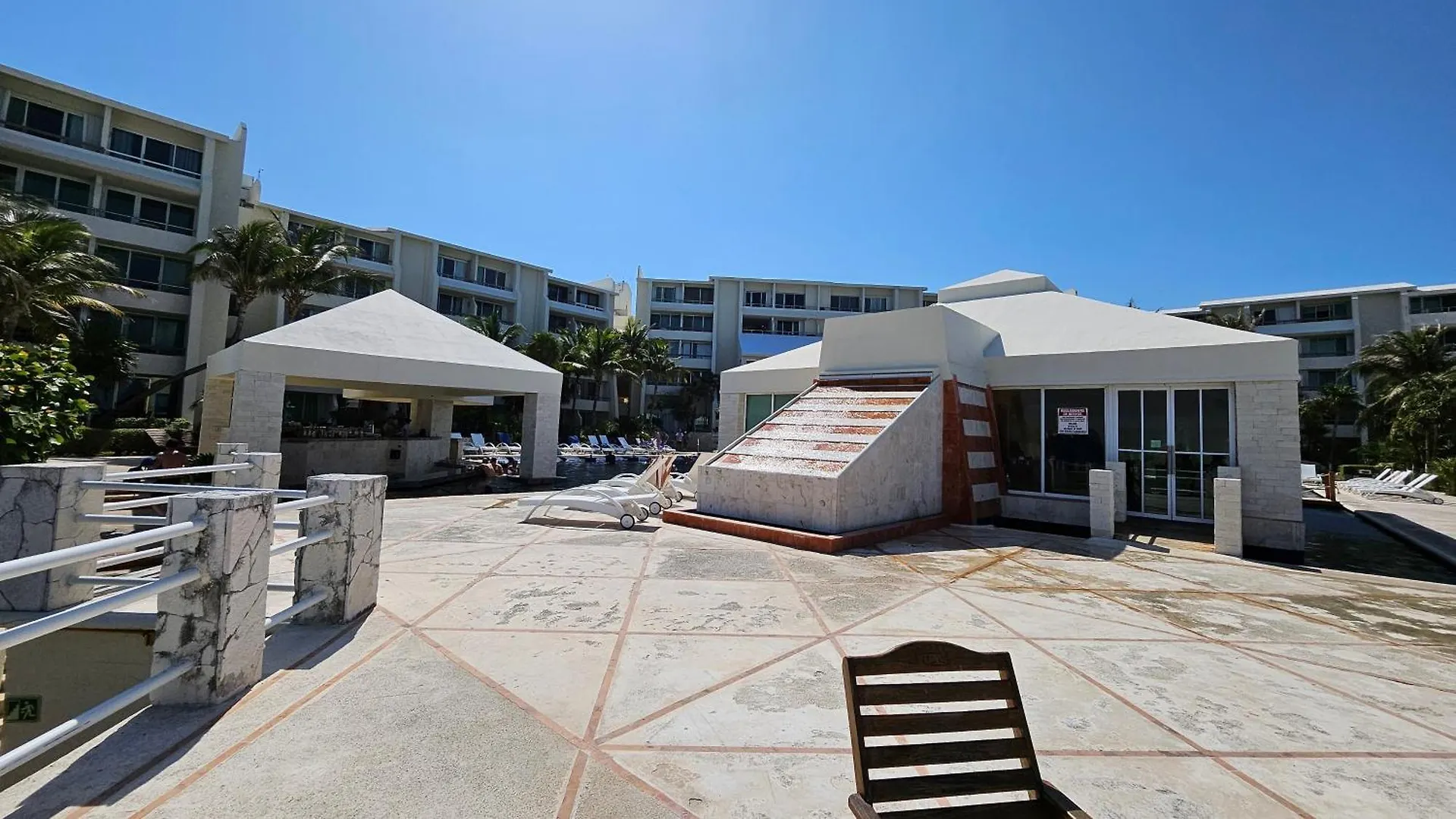 Front Beach Studio Cancún Apartment