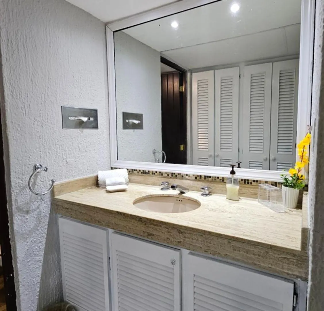 Front Beach Studio Cancún